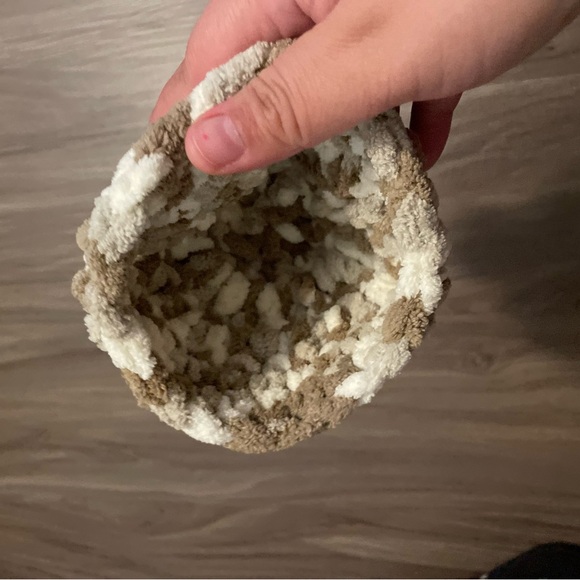 Hand Knit Chunky Knit Beanie in Cream and Brown for newborns -OS - Picture 2 of 5